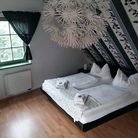 بيت ريفي Wirtshaus Sonnenhof راديبول